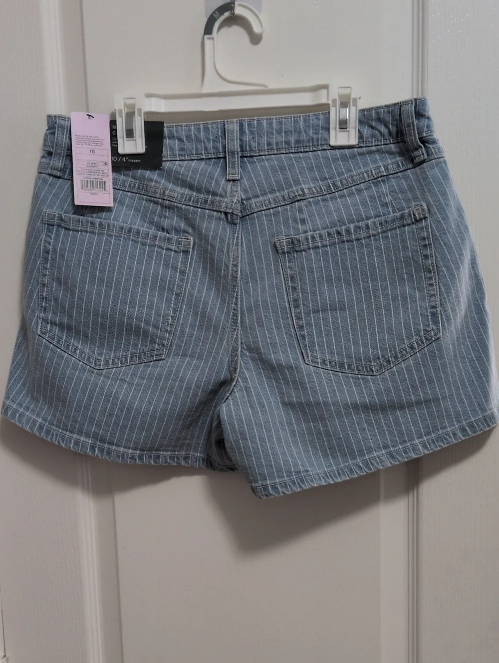 Women's Mid-rise Curvy Shorts Pinstripe Blue Denim Shorts